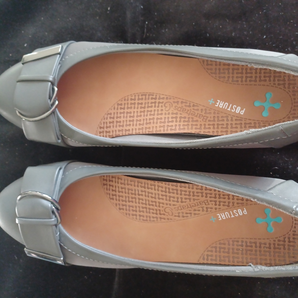 BareTraps Gray Wedge with Elegant Buckle - Picture 3 of 4